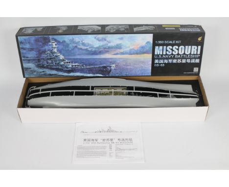 Very Fire -  A boxed plastic 1:350 scale Very Fire VF350003 Missouri US Navy Battleship model ship kit. The kit appears to be