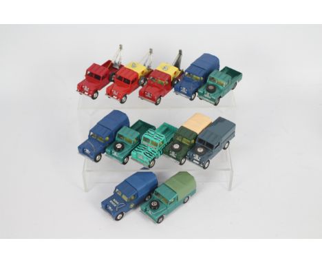 Corgi - 12 x unboxed Land Rover models including three # 416 RAC Radio Rescue cars, a # 351 RAF model, a # GS7 Daktari model 