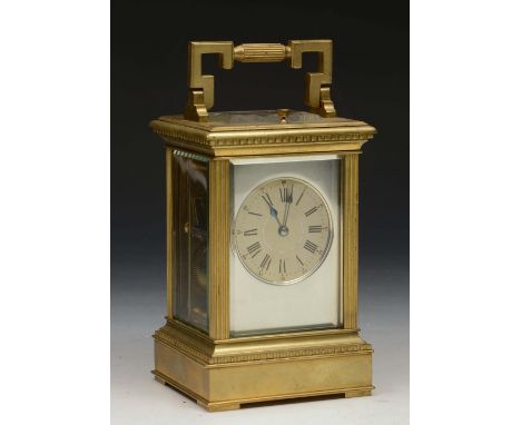 A LATE 19TH CENTURY FRENCH CARRIAGE CLOCK the Roman dial with Arabic five minutes within a silvered mask, silvered platform l
