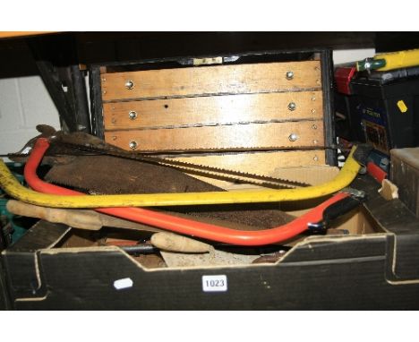 A VINTAGE CARPENTERS WOODEN TOOL BOX, with five drawers to inner and a tray of hand tools including saws, braces etc and vari