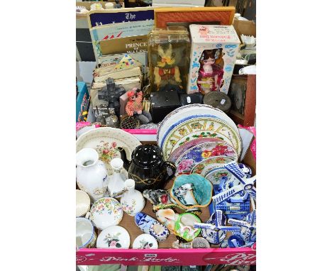 TWO BOXES AND LOOSE CERAMICS RECORDS SUNDRY ITEMS, to include Aynsley 'Cottage Garden' vases, Wedgwood 'Angela' teawares, col