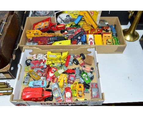 A QUANTITY OF UNBOXED AND ASSORTED PLAYWORN DIECAST VEHICLES, Dinky, Corgi, Matchbox etc, to include incomplete Tri-ang Minic