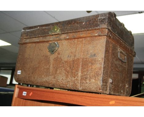 A VINTAGE TIN TRUNK