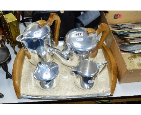A PICQUOT WARE FOUR PIECE TEA SERVICE AND TRAY (5)