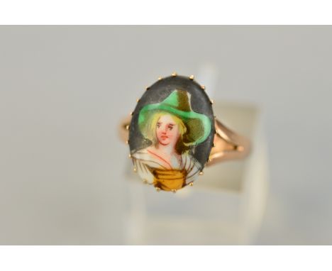 A 9CT PORTRAIT RING, ring size P