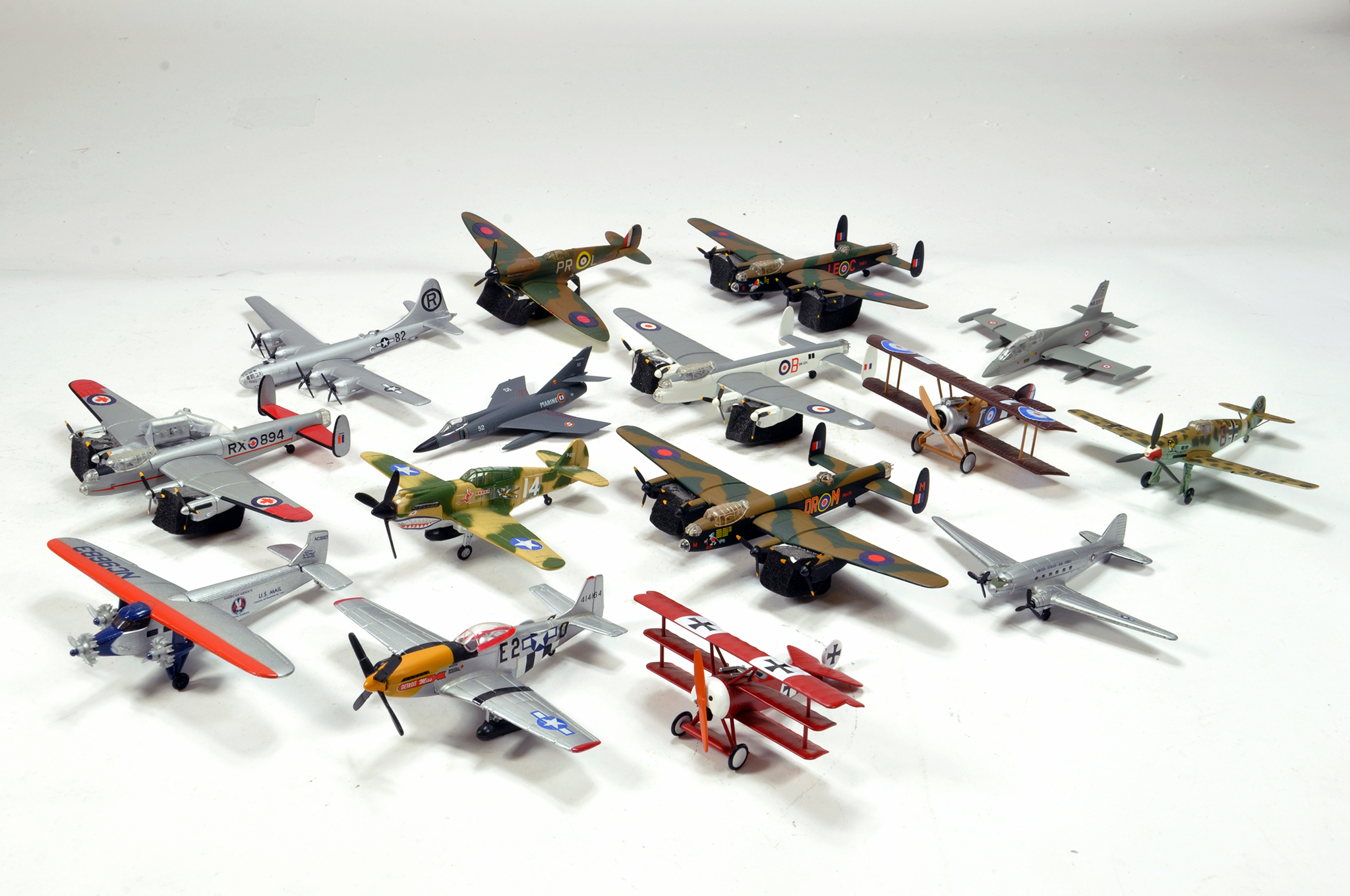 Unboxed diecast Aircraft group comprising various issues. Some