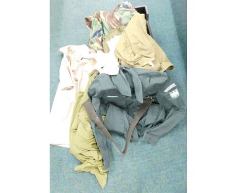 Various modern army khaki clothing, etc (various sizes, a quantity)