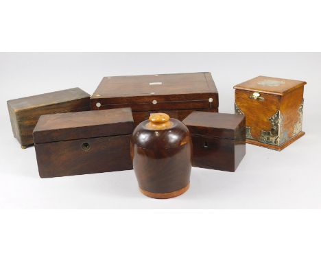 Various boxes, to include an oak and silver plated tea caddy with heavy metal liner, Victorian rosewood boxes, mahogany boxes