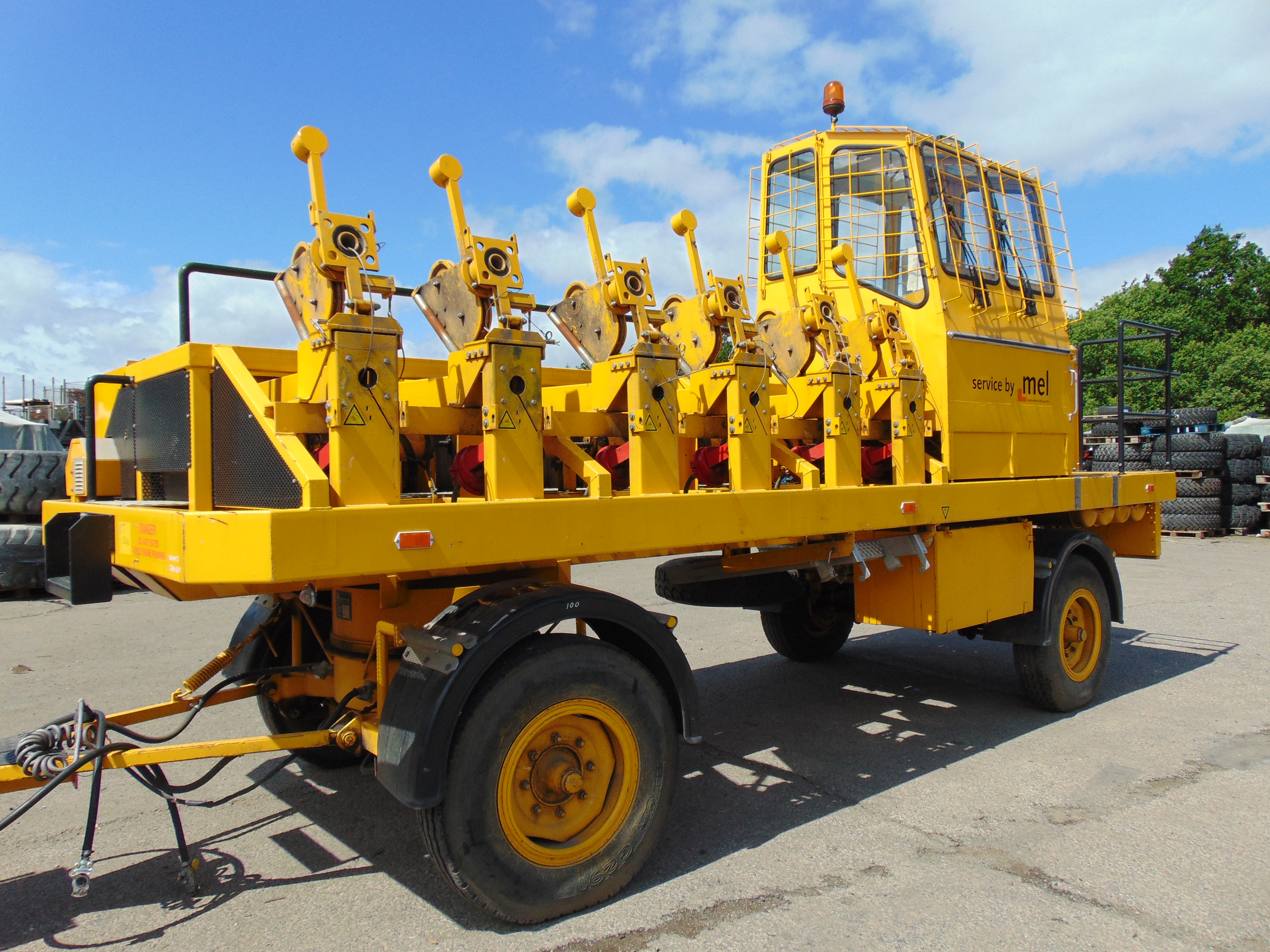 You are bidding on Direct from the UK Ministry Of Defence an MEL Mobile