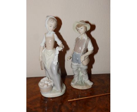 A pair of Lladro figures