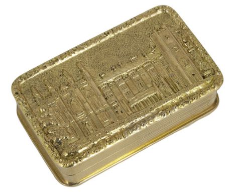 A GOLD ‘CASTLE TOP’ PILL BOX, S.J. ROSE & SON, LONDON, 1988rectangular, the lid cast with a view of Newstead Abbey, the under