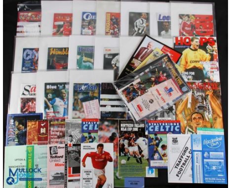 1995/96 Manchester Utd complete league season away programmes (19) plus match tickets (9); FAC aways Reading, Sunderland plus