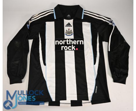 Newcastle United FC Home Football Shirt 2007-2009 #8 Guthrie (signed) Size Large long sleeves Adidas / Northern Rock Premier 