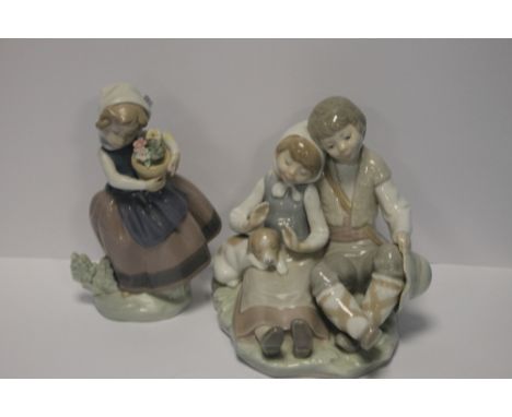 A LLADRO FIGURE GROUP together with a LLadro figurine