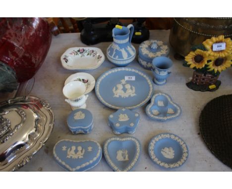 A quantity of Wedgewood Jasperware and other Wedgewood