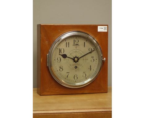 20th century Ships type clock, silvered Arabic dial in chromed bevelled glass bezel, single train keywind movement on wooden 
