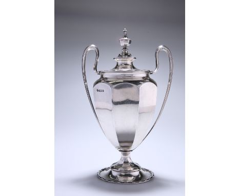 A GEORGE V SILVER TWIN-HANDLED CUP AND COVER, WILLIAM HUTTON &amp; SONS LTD., LONDON 1913, in 18th century style, the domed c