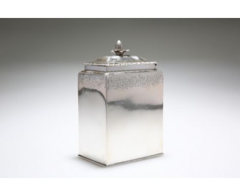 A FINE GEORGE III SILVER CADDY, WILLIAM ABDY I, LONDON 1760, of rectangular form, each cover with flower finial and gadrooned
