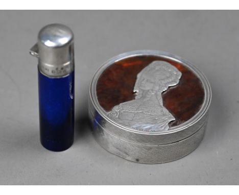 French .800 grade circular box, the mother of pearl-inset top decorated with a portrait of an 18th Century lady (possibly Mar