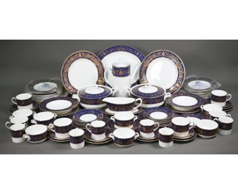 An extensive Royal Worcester Sandringham pattern dinner, tea and coffee service for six settings, little used (71 pieces incl