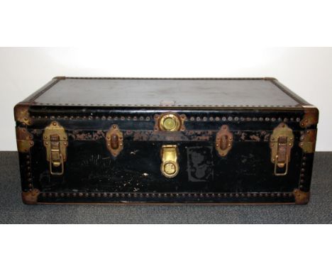 An Oshkosh vintage cabin trunk, 92 x 54 x32cm, (lock not operating).