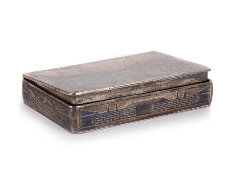 RUSSIAN SILVER AND NIELLO ‘CASTLE TOP’ SNUFF BOX, decorated with scenes of the Moscow Kremlin on the hinged lid, around the s