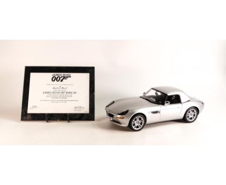 Kyosho Die Cast Model 007 BMW Z8 scale 1/12 Model Car with Display Case , boxed but unchecked (2) 