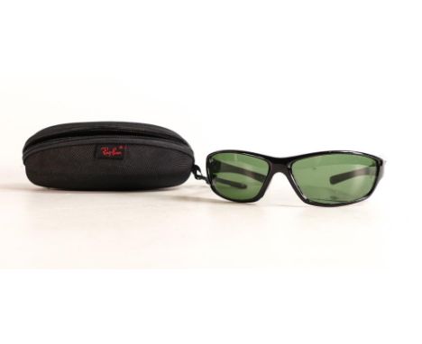 A pair of ray-Ban sunglasses, model 9806, with case 