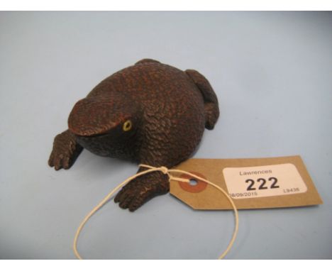 Black Forest type carved wooden snuff box in the form of a toad with glass eyes