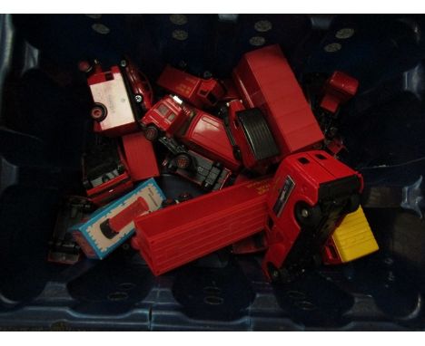 Twenty five loose diecast Royal Mail vehicles including Corgi, Matchbox etc