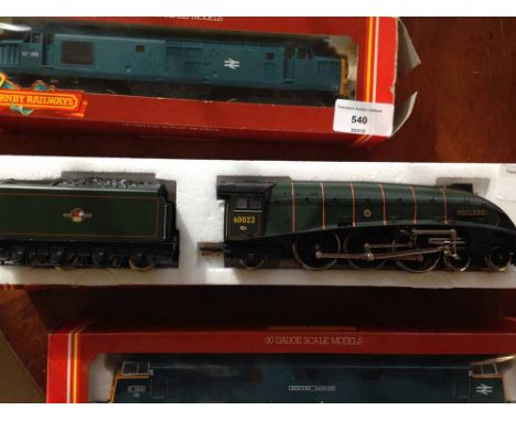 A Hornby OO gauge BR Class A4 'Mallard' locomotive and tender. R.309.