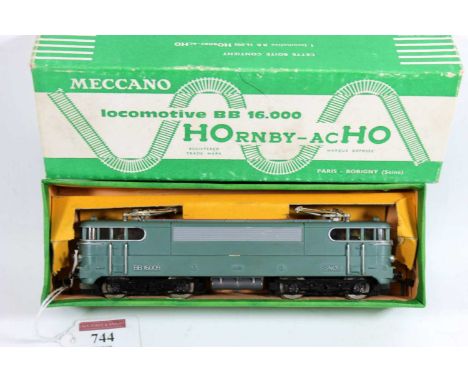 HOrnby-acHO No. 638 BoBo electric loco, green BB16009 Dublo couplings, light corrosion to parts of pantographs (G-VG), green 
