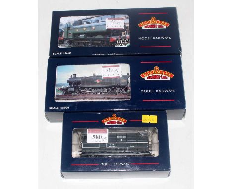 Bachmann 32-135A GWR green prairie tank engine No. 5565 (M-BM), 32-206 'Great Western' black 0-6-0 pannier tank engine No. 87