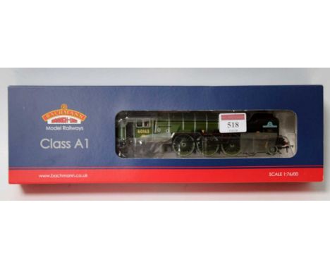 Bachmann 32-550A A1 class engine and tender Tornado British Railways apple green livery (M-BM)