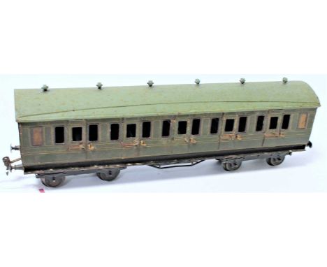 Gauge 1 corridor coach Southern Railway no. 7001, no trace of manufacturer's identity, but could be Marklin. All 1st, fairly 