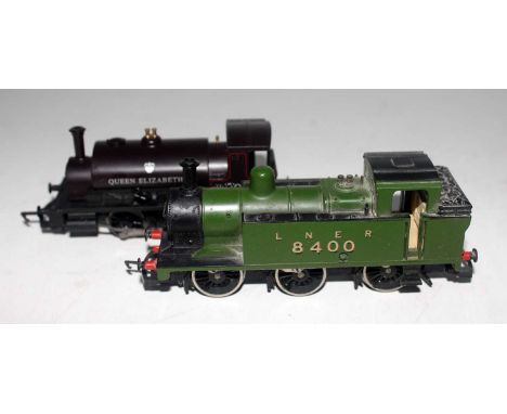 Hornby LNER green class J83 tank engine (G) and an 0-4-0 saddle tank engine claret livery 'Queen Elizabeth II' 80 anniversary
