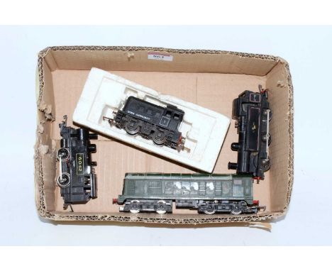 Hornby Dublo class 1 diesel electric locomotive (P) Hornby Jinty tank engine (F) black diesel dock shunter No. 3 (G) and free