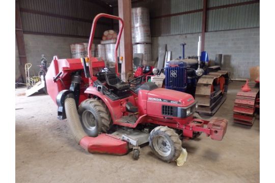 Honda 6522 Compact Tractor With Mower Unit (mm60) And Collector (h700 