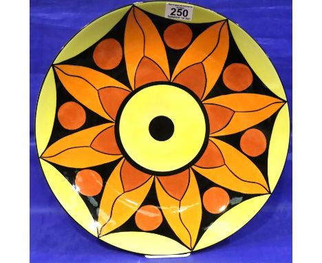 Lorna Bailey limited edition charger in the Kaleidoscope pattern, 33/100, D: 36 cm. No cracks, chips or visible restoration. 