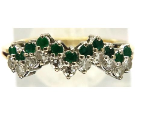 18ct gold diamond and emerald set ring, size O, 3.6g. P&amp;P Group 1 (£14+VAT for the first lot and £1+VAT for subsequent lo