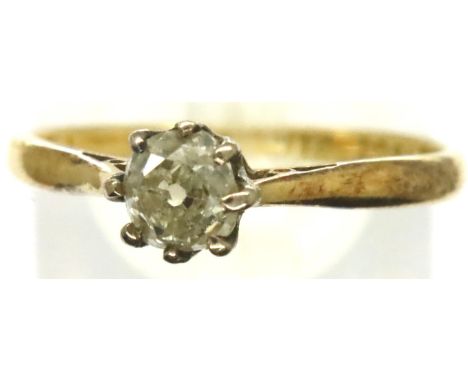 18ct gold platinum set mounted solitaire diamond ring, approximately 0.2ct, size Q/R, 2.7g. Good order, shank near circular, 