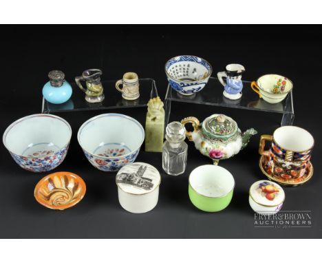 A small quantity of mixed miniature ceramics, including Royal Worcester, Paragon, Davenport, and Goss; together with a Chines