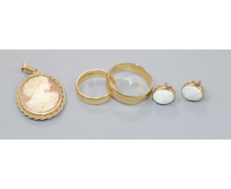 Two 18ct gold wedding bands, 7.8g, a 9ct gold-mounted cameo pendant and a pair of 9ct gold and opal stud earrings