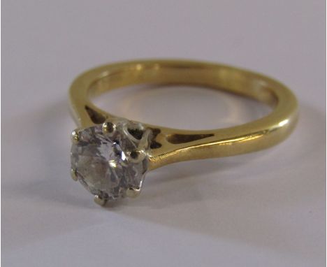 18ct gold diamond solitaire ring - ring size K/L - total weight 3.7g - diamond 0.76ct