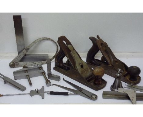 Tools including a Bailey and Record No.4 planes, set squares, etc.
