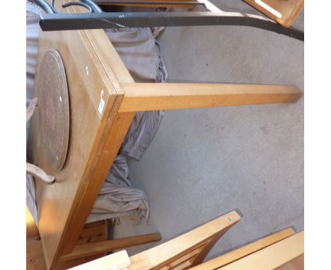 Light oak drawer leaf table 