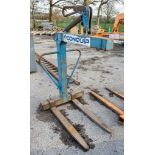 Conquip self-balancing crane forks 18085887
