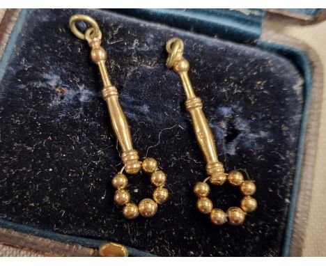 9ct Gold Pair of Vintage Drop Earrings -3.4g