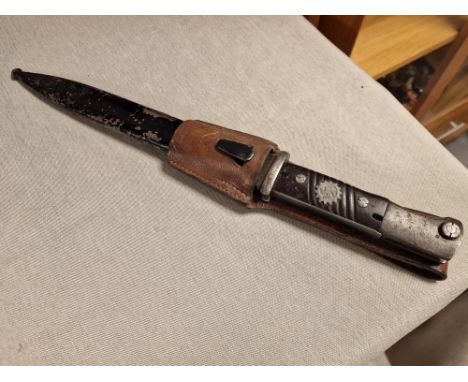 Nazi Germany Dagger, made by E&amp;F Horster - marked with the swastika to handle and 41cm long inc scabbard