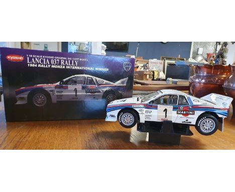 Kyosho Lancia Delta 037 Monza Rally Winner 1:18 Scale Model Car Toy (boxed)